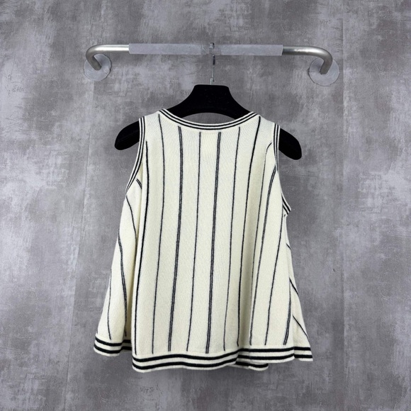 🚩steal authentic Chanel Cream and Black Striped Tank Top - Picture 3 of 5